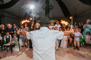 מופע להטוטים בחתונה תיאטרון מופאש